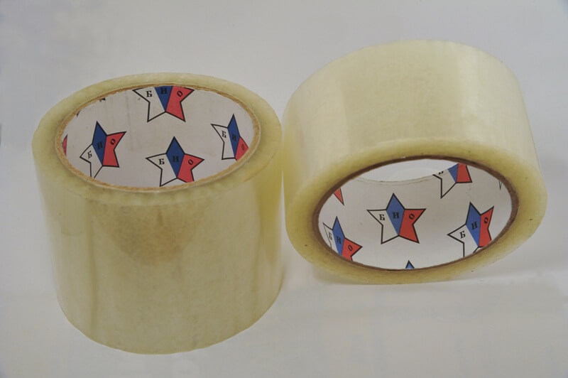 Клейкая лента упаковочная (типа скотч)